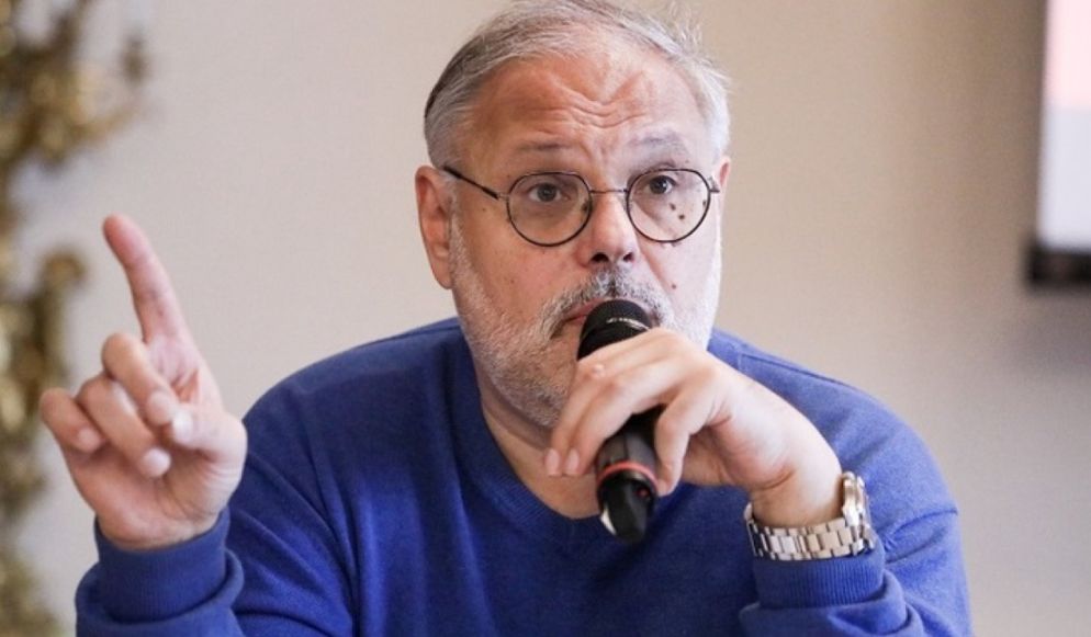 Михаил Хазин